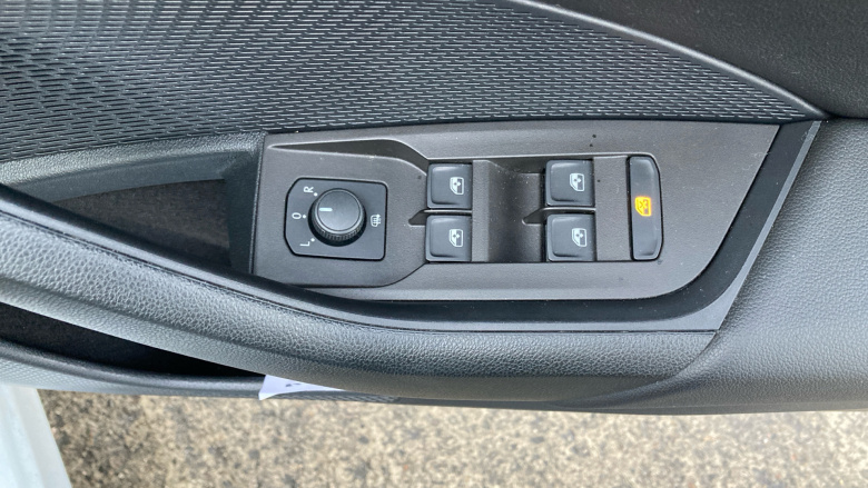 Skoda Octavia 1.4 TSI iV SE Technology DSG 5dr Estate